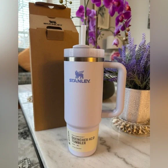 Stanley Dew Drop Quencher H2.0 Tumbler 30 Oz - Picture 1 of 4